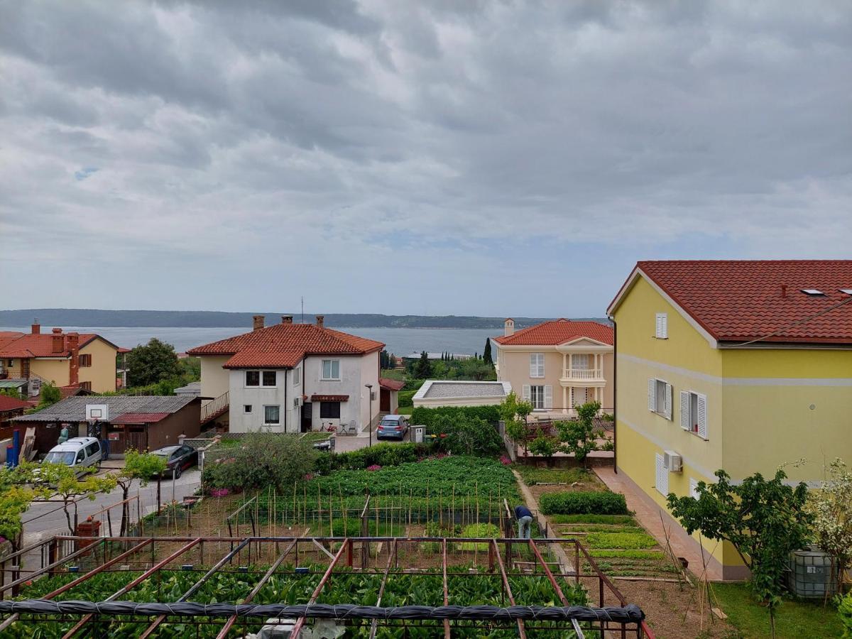Apartma Marina ไพราน ภายนอก รูปภาพ